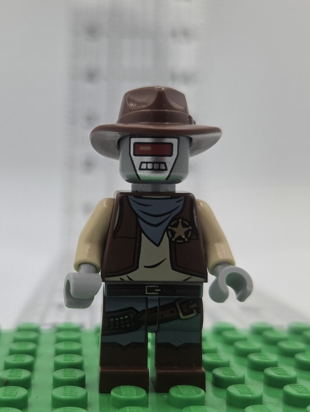 LEGO Deputron minifigure tlm024 from The LEGO Movie set 70800 Getaway Glider2014